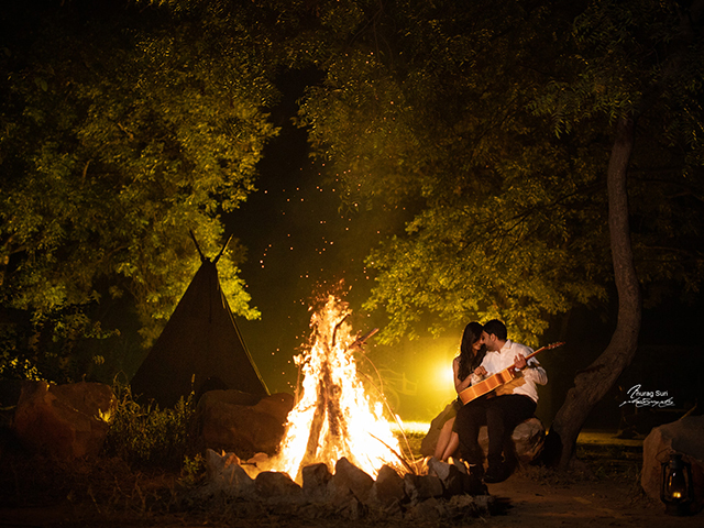 Camp: Bonfire with Rocks
